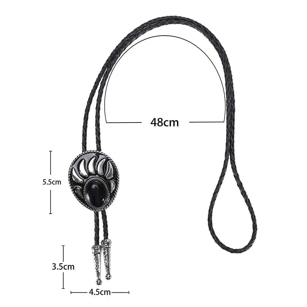 Bolo tie i silverfärgad björntassdesign med ädelstenslook