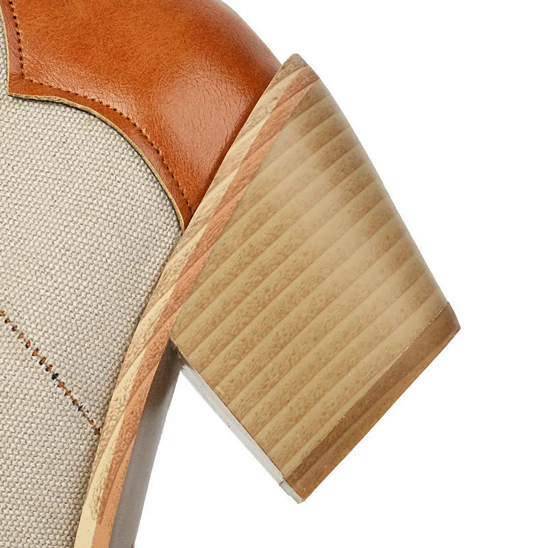 Låga Cowboyboots i västernstil med utskuret mönster och blockklack