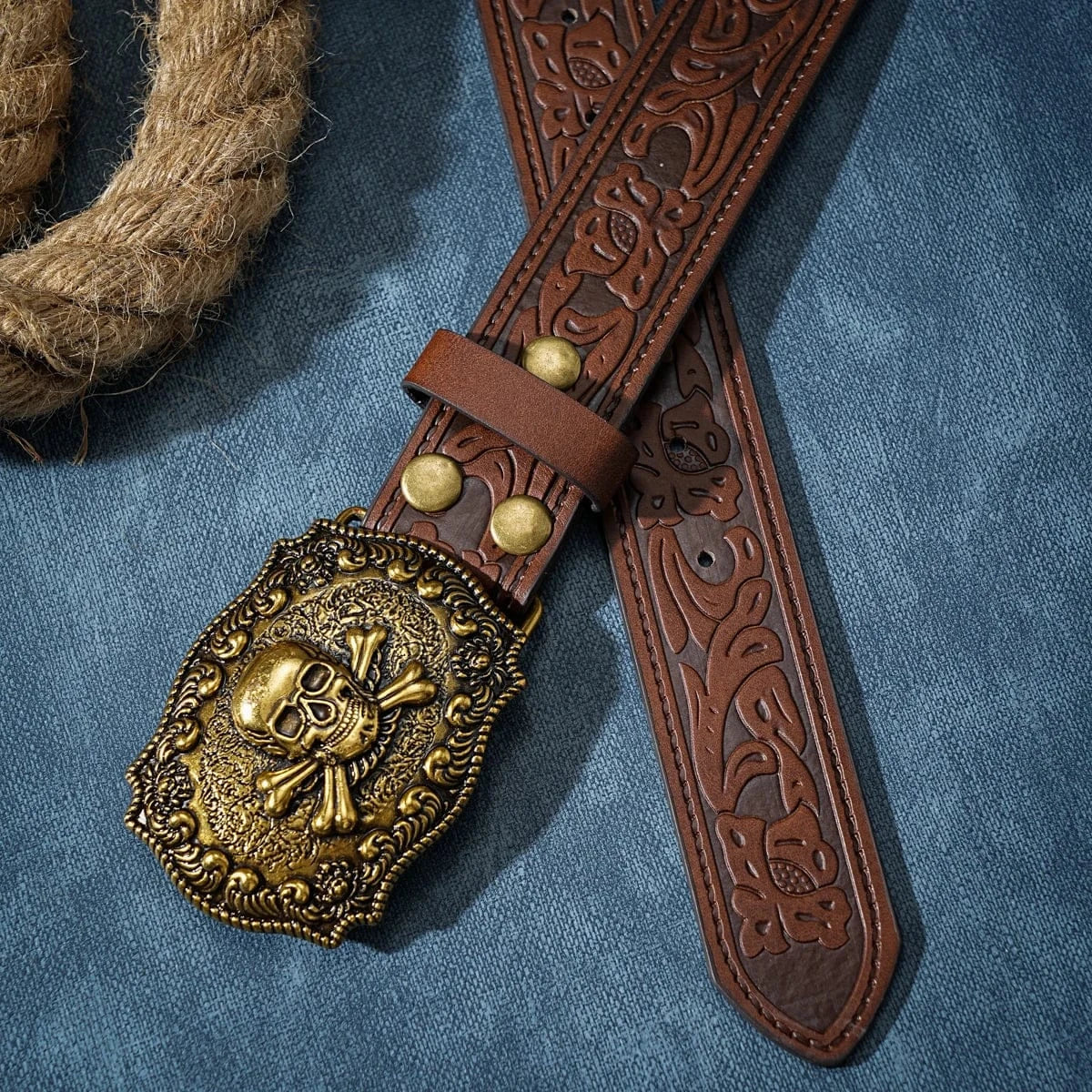 Mörkbrunt cowboybälte