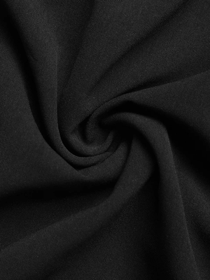 Svart maxiklänning med färgglatt broderi
