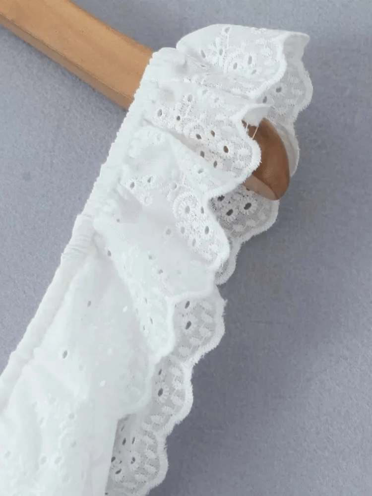 Vit klänning broderi anglaise